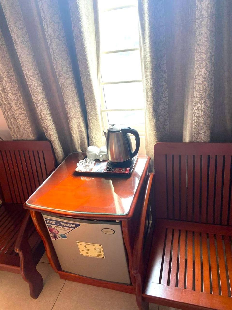 Thach Loi Hong Ha Airport Hotel מראה חיצוני תמונה