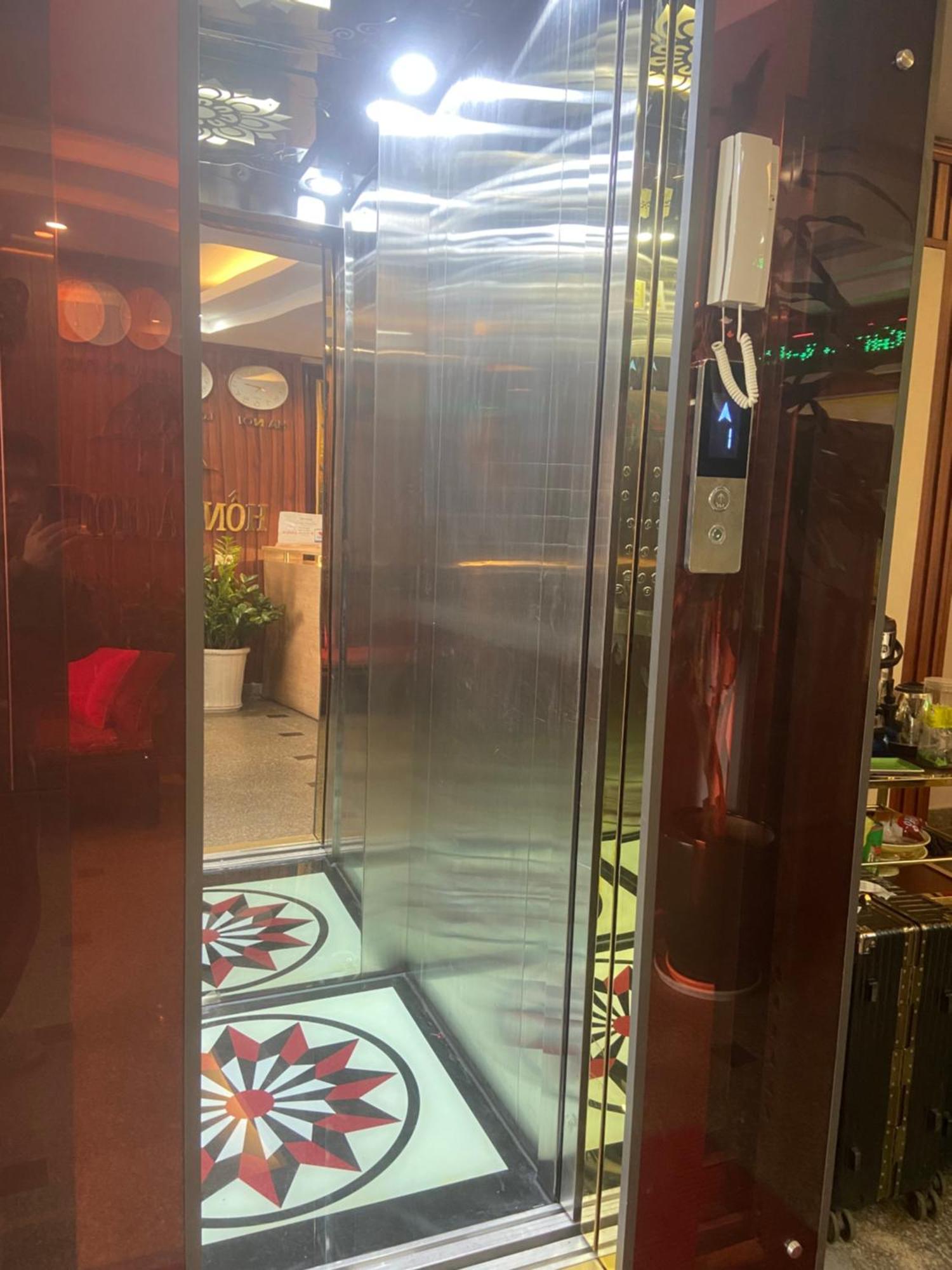 Thach Loi Hong Ha Airport Hotel מראה חיצוני תמונה